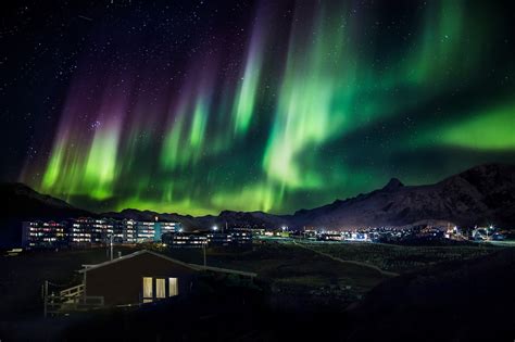 Northern Lights in Greenland 2024-2025 - Rove.me