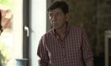 ΜΑΥΡΟ ΡΟΔΟ SPOILER: Ο Λευτέρης μαθαίνει το αμαρτωλό παρελθόν της