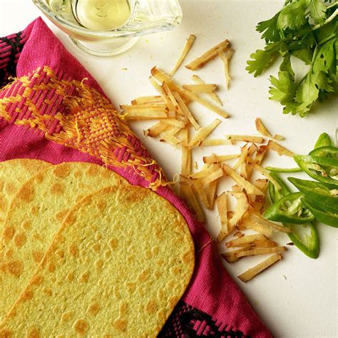 Buy Ginger Chilli Khakhra Online | Gujarati Snacks – Maniarrs