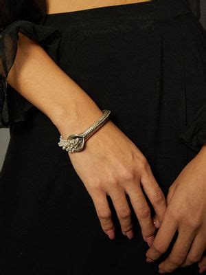 Buy Shaya by CaratLane Silver Laura D Bracelet Online