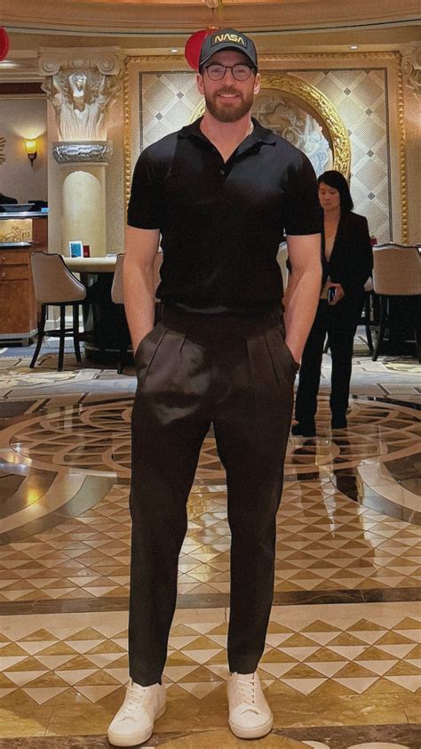 Best 12 Chris Evans pokes fun at nude leak as he urges followers to ...