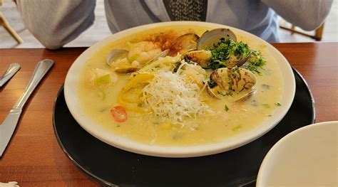 SHARKS SEAFOOD BAR & STEAMER CO, Newport - Menu, Prices & Restaurant ...