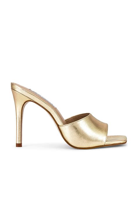 Steve Madden Signal Heel in Gold Metallic | REVOLVE