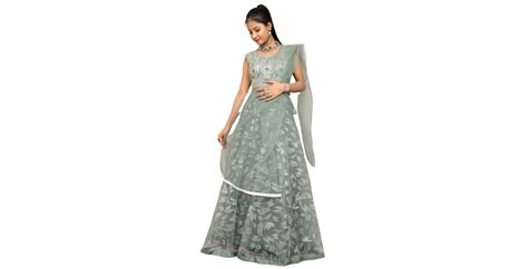 Decoding Lehenga Trends: From Classic Silhouettes to Modern Fusion ...