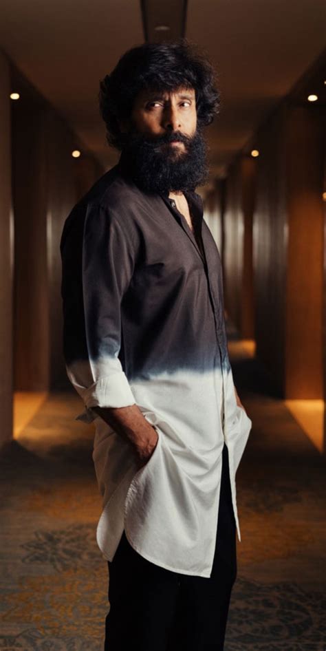 Chiyaan Vikram Sports A Sharp Tie-Dye Kurta & Heavy Beard Look For ...