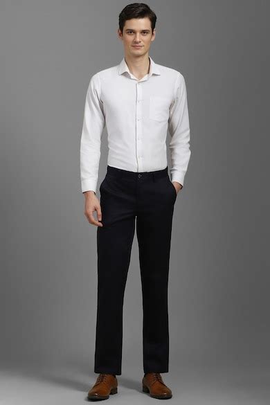 Buy Men Black Slim Fit Solid Flat Front Formal Trousers Online ...