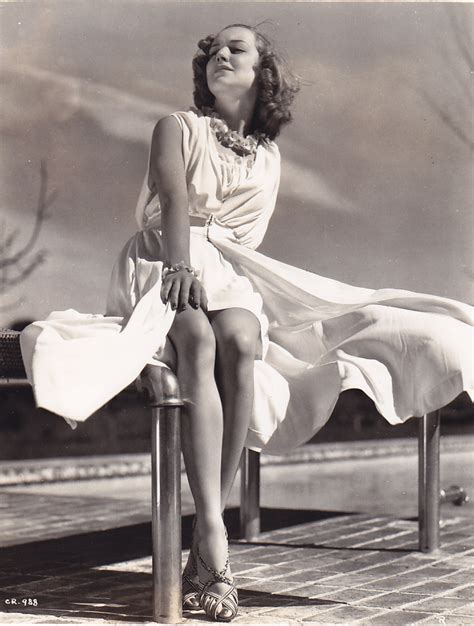 Anne Shirley Nude