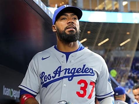 Teóscar Hernández es activado de la lista de lesionados