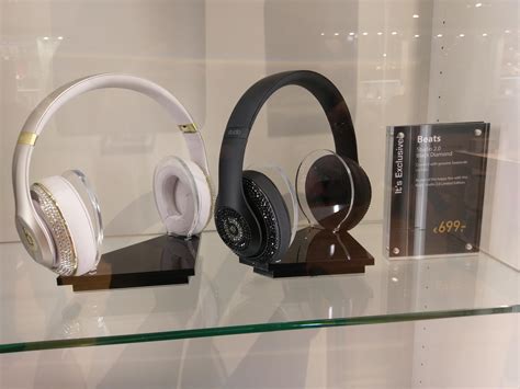 I found the best value headphones ever at the airport! : r/headphones