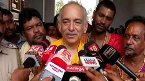Gajapati Maharaja, family members get Adapa Darshan of Lord Jagannath ...