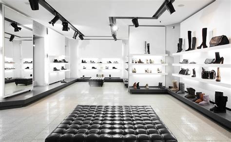Shop Interior 的图像结果
