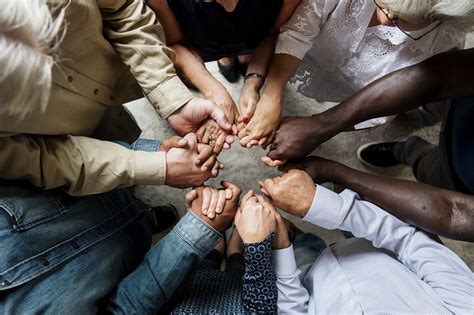 Help Others 的图像结果