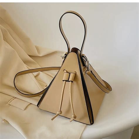 Pyramind Crossbody Bag – TrenBee