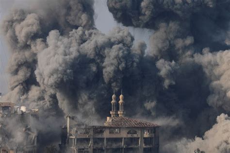 What war crimes laws apply to the Israel-Palestinian conflict? | Reuters