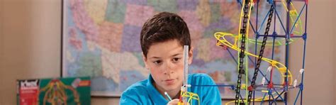 Youtuber bouwt werkende computer van K'nex - Computer - .Geeks - Tweakers