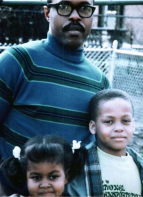 Michelle Obama Throwback Photos from Her Early Years