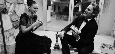 Joaquin Celebrating His Oscar Win With His Fiancé Rooney Mara While ...