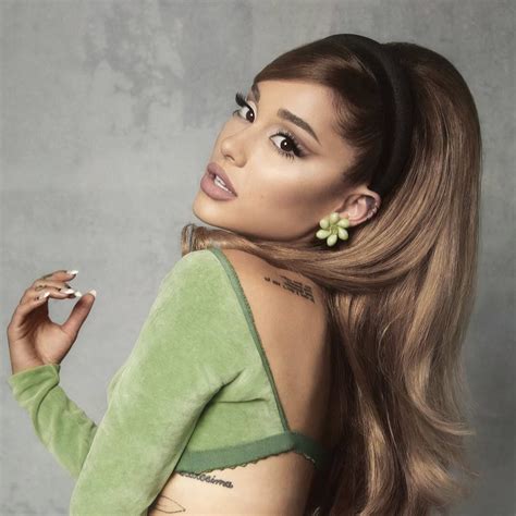 noah on Twitter: "why does ariana always pose like she’s about to ...