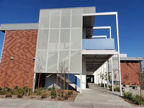 Swinerton Completes New Building for Long Beach Unified School District ...
