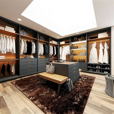 Master Closet Ideas - Wood Flooring Or Laminate Which Is Best