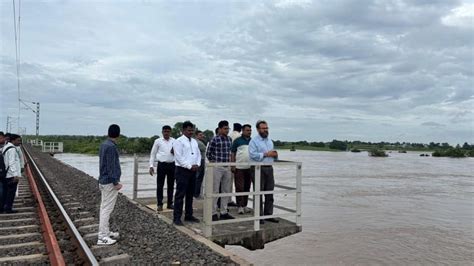 Maharashtra: Solapur Division Of Central Railway Ensures Passenger ...