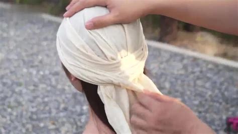 生活中有没有比三角巾帽式包扎更快速有效的头部包扎法？|丁香医生
