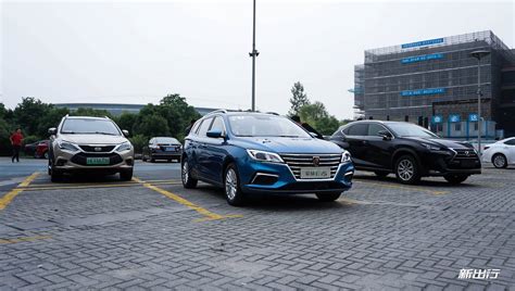 上海新一批纯电动出租车运价公布 起步价 16 元/3公里 - 新出行