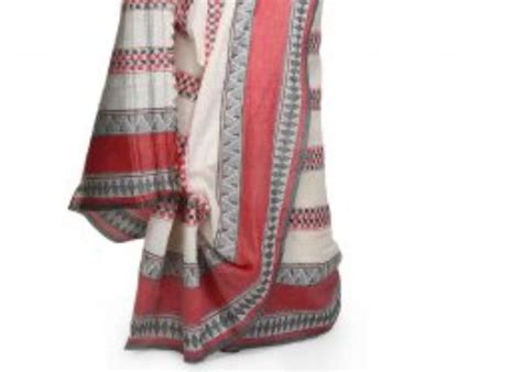 14 Different Types of Traditional Sarees of Different States in India