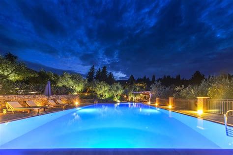 BELLA VISTA VILLAS (Paxos/Gaios) - Villa Reviews, Photos, Rate ...