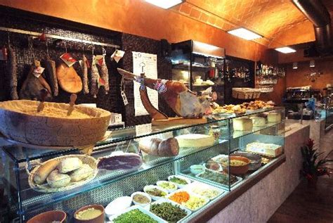 10 BEST Restaurants Near Norcenni Girasole Tours & Experiences