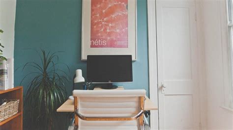 How to create a multilingual website - GoDaddy Resources - India