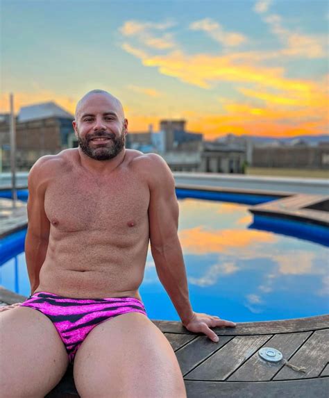 Sexy Bald Men | 🔥: @arthur_ribeiros - - - #bald #shave #saopaulo # ...