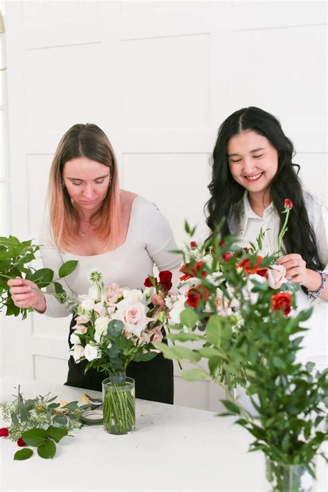 10+ Best Wedding Fresh Floral Design Courses • VintageBash