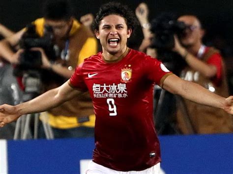 恒大2回合3-3压首尔首夺亚冠 创中国足球历史_体育_腾讯网