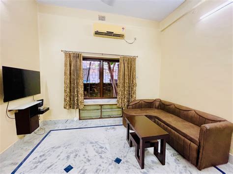 Kolkata Apartment Holiday Rentals - West Bengal, India | Airbnb