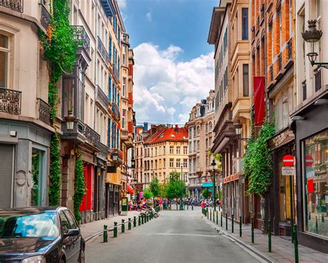 Paris-Amsterdam-Brussels by Train from 923