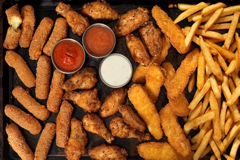 Chicken mozzarella fingers: How to combine the 2 best bar foods for ...