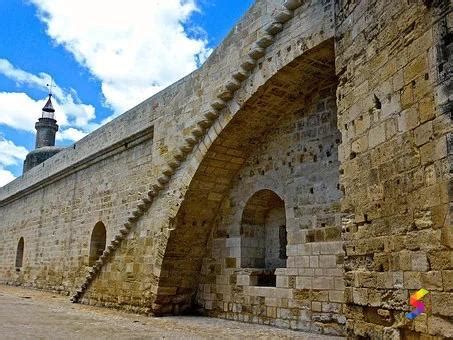 Define Fortify, Fortify Meaning, Fortify Examples, Fortify Synonyms ...