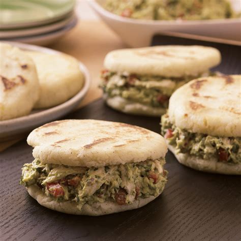 Árepa Reina Pepiada