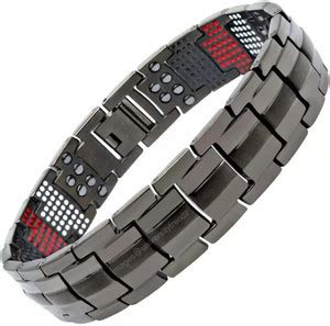 University Trendz Stainless Steel Titanium Bracelet Price in India ...
