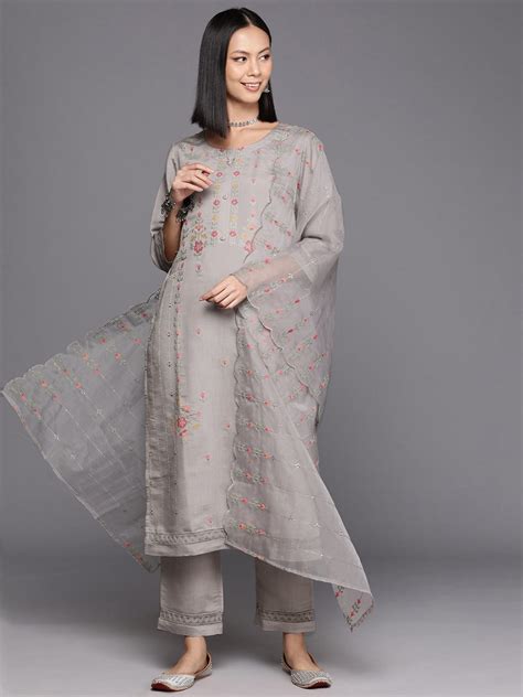 Varanga Women Floral Embroidered Regular Thread Work Kurta with ...