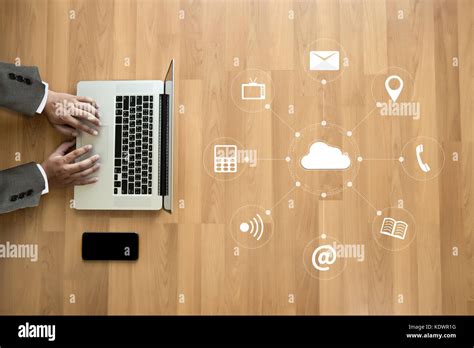 Azure Cloud Computing Services 的图像结果