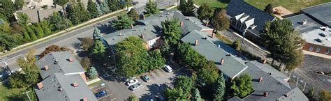 Oxford Court | Apartments in Rocky River, OH | RENTCafe