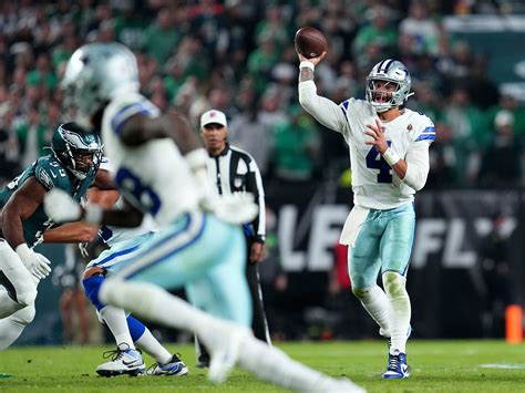 'Stunning' NFL Reporter Goes Viral Ahead Of Preseason Opener - The Spun