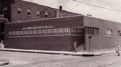 Mr. Dunn Turns 100: The Family Man - JE Dunn Construction