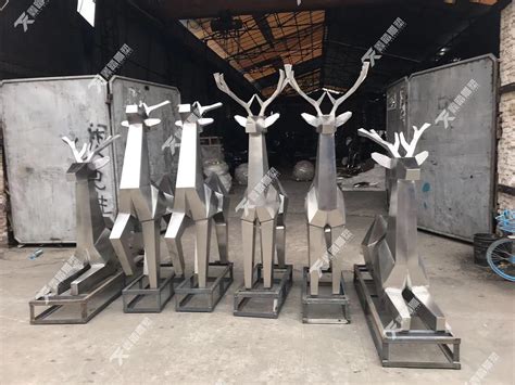 不锈钢鹿雕塑现代简约抽象鹿户外广场大型金属铁艺鹿装饰摆件定制-阿里巴巴