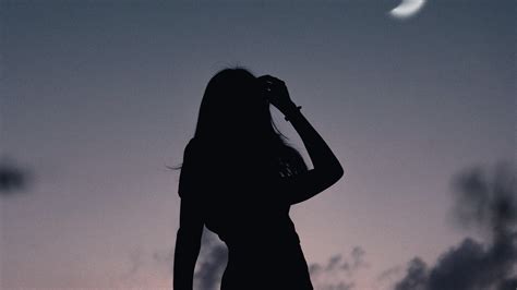 Download wallpaper 3840x2160 girl, silhouette, moon, dusk, dark 4k uhd ...
