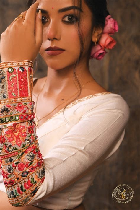 BEBAAK-E-KAFOORI JADID BLOUSE – Store No.6