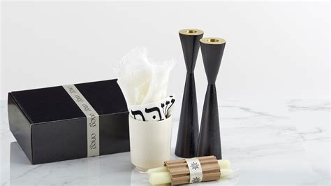 What Time Does Shabbat End? (Detailed) – Oneg