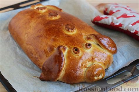 Рецепт: Кулебяка "Свинка" с тремя начинками на RussianFood.com